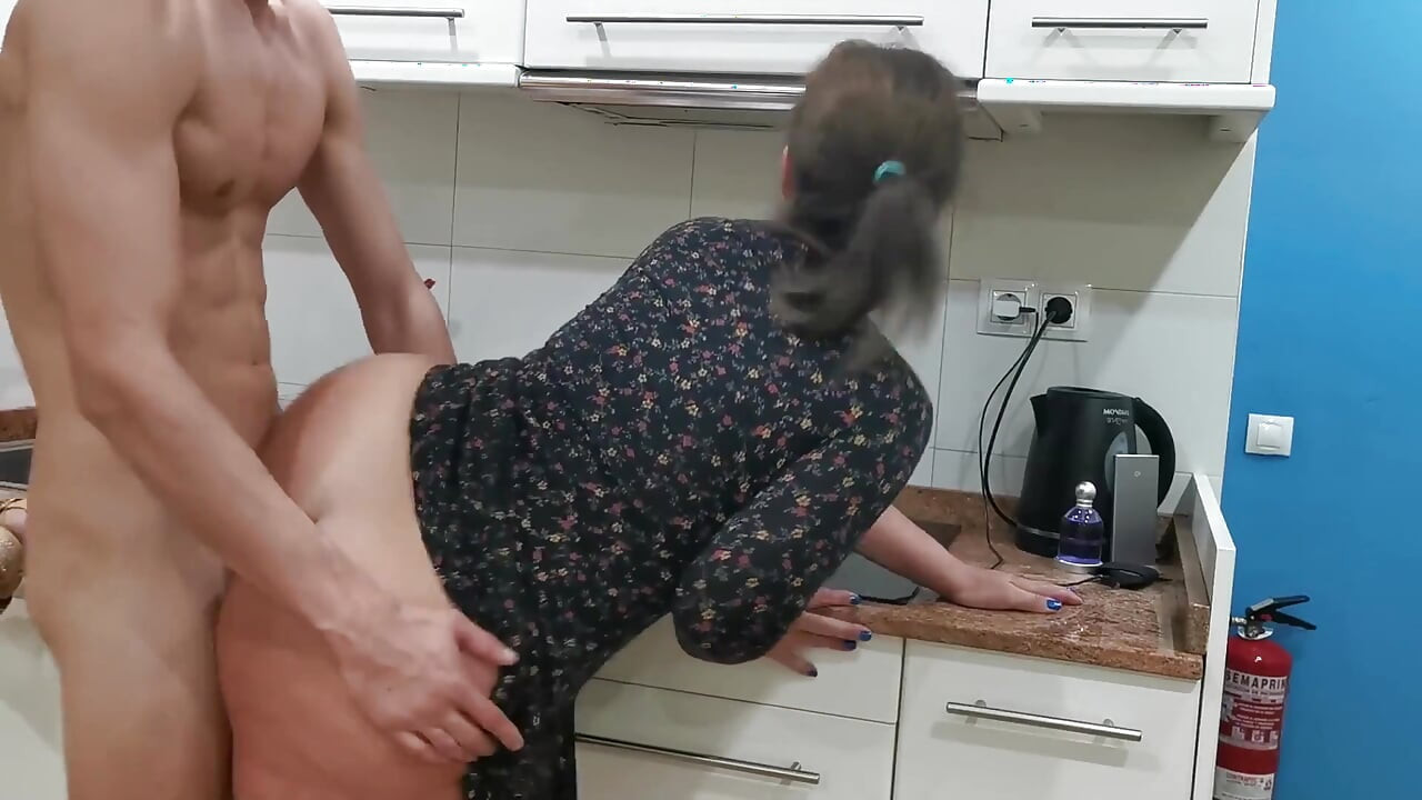 Thumbnail of Montse Swinger fucks the guy who can't pay for the order